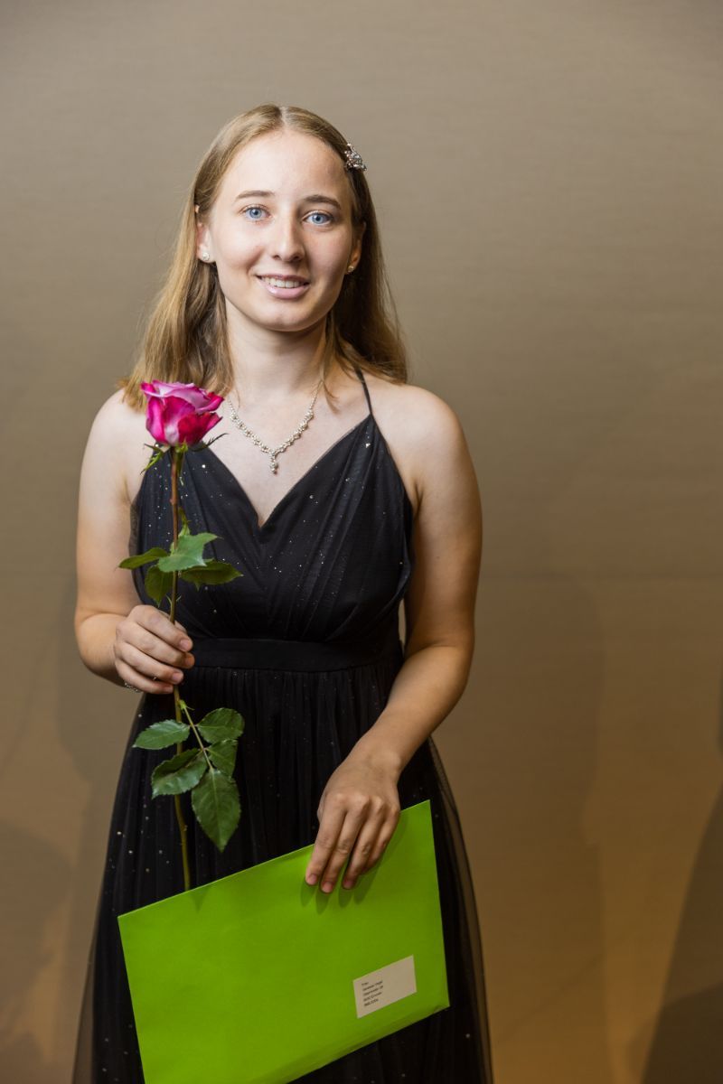 Vanessa BM Abschluss.jpg