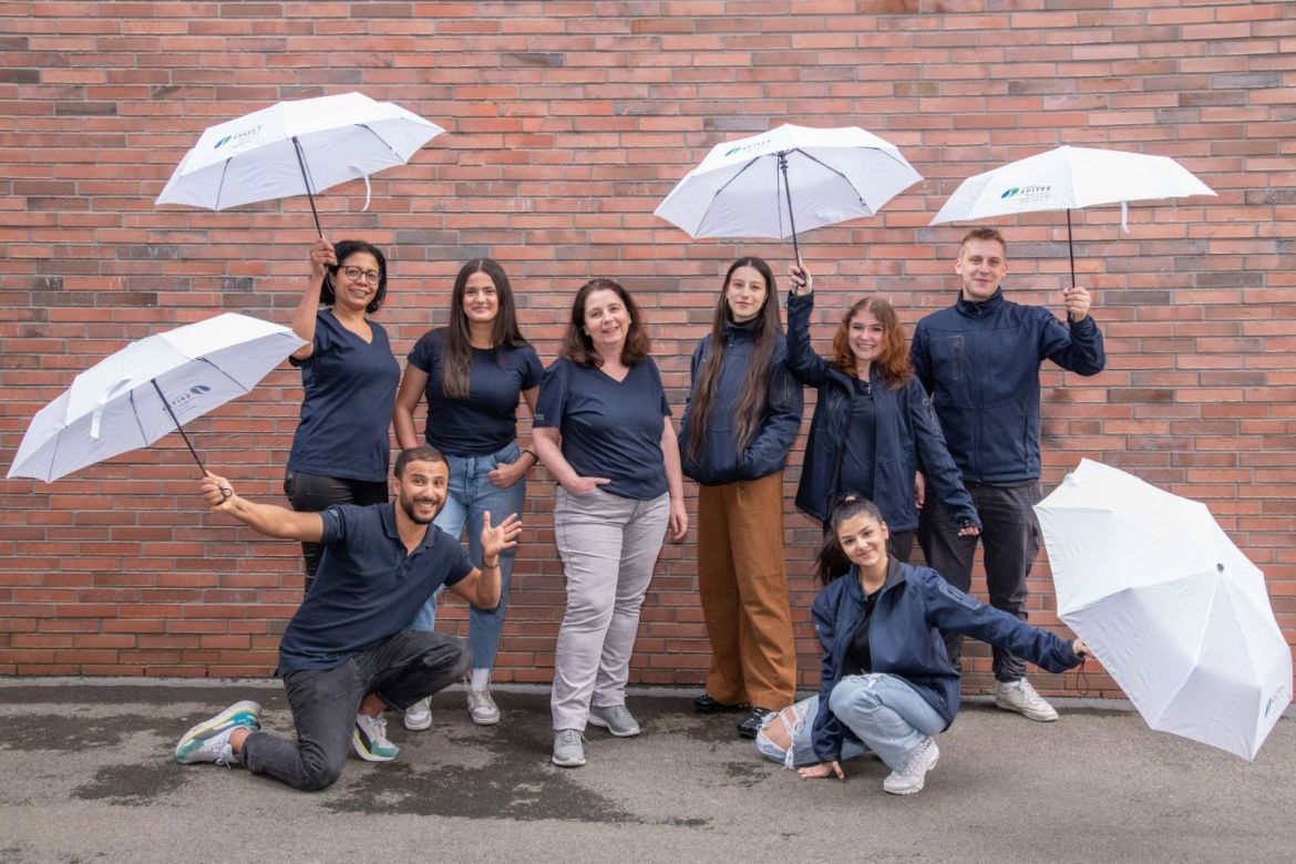 GRUPPENFOTO_DSC0197.jpg